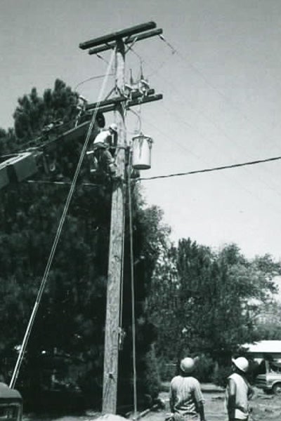WECI bw men working
